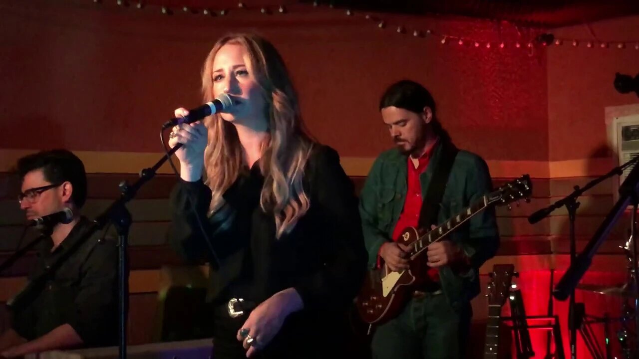 Margo Price & The Price Tags - Long Live The King (Dee’s)