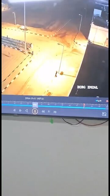 🔞 Iranian Ballistic missile booster lands on person