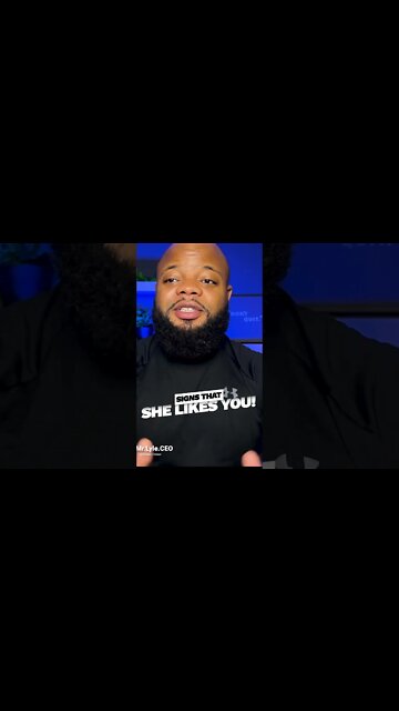 Signs She Likes You!