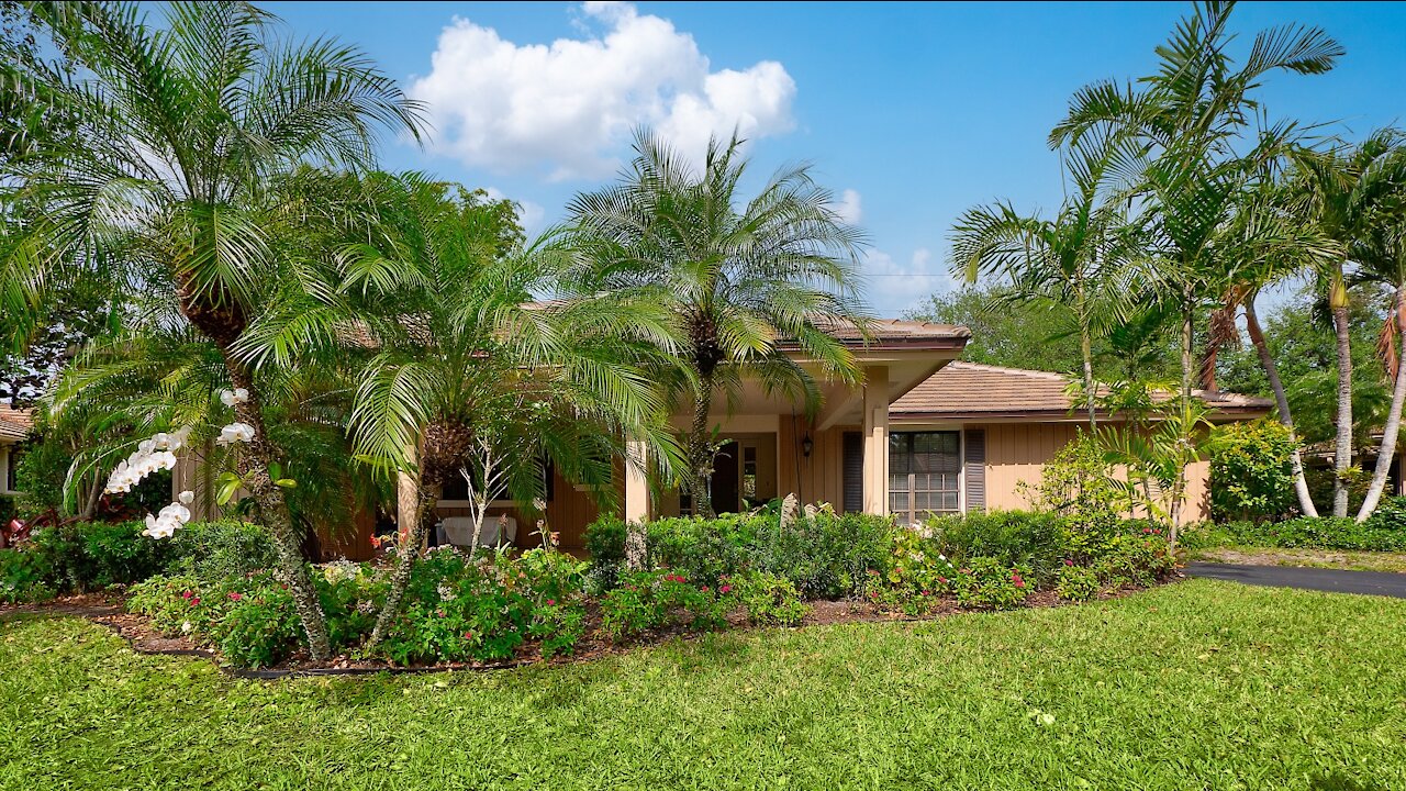 732 Muirfield Circle 4K Video
