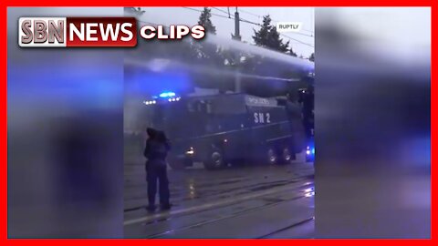 Police in Leipzig Used Water Cannons to Disperse Antifa Rioters - 3977