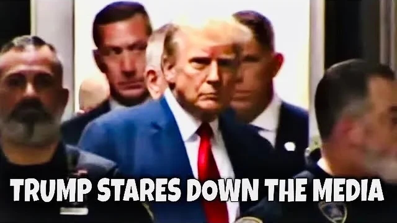 🚨BREAKING: Donald Trump makes no comment to the media as he enters the courtroom to be arraigned