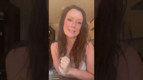 She admits to being great at eating cat lol