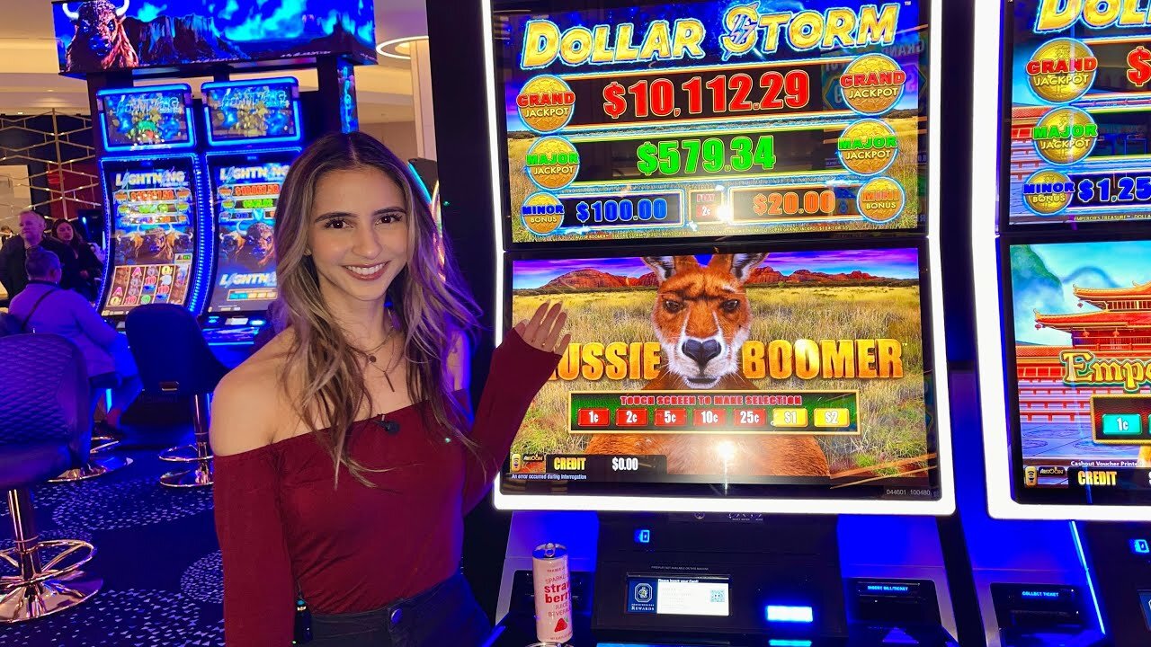Played The NEWEST Dollar Storm Slot!!βΊοΈπ¦π°π΅ (Fontainebleau Las Vegas Slot Play!)