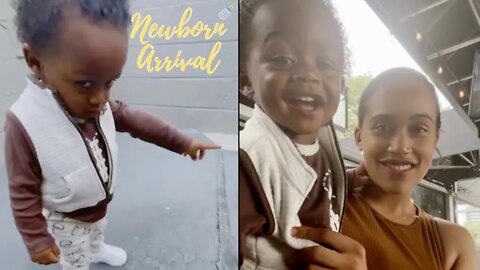 Bow Wow's Son Stone Puts On Show For Customers At A Restaurant! 😂