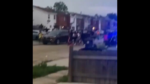 😱gang fight 😱🥊 cops had to intervene 😱