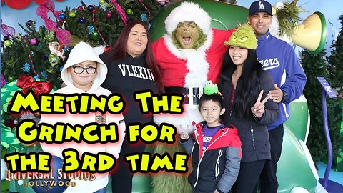 Meeting The Grinch For The 3rd Time And New Super Nintendo Land Merch