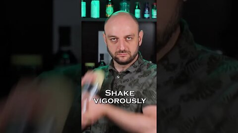 Classic Whiskey cocktail 🥃 Whiskey sour #shorts