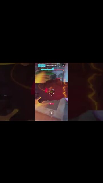 Turning Moira into peanut butter as Winston in Overwatch 2 comp gameplay