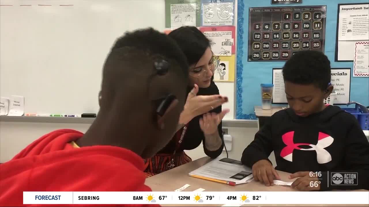 Inclusion movement at Colson Elementary in Seffner lets deaf and hearing students learn together