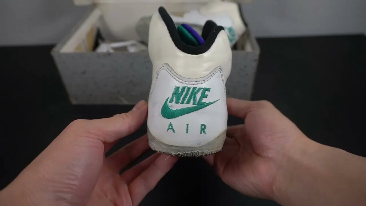 Restoring 1990 Air Jordan Grape 5's