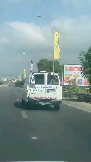 Despite Israel BOMBING their , Medical workers CONTINUE to risk their lives & keep doing their job!