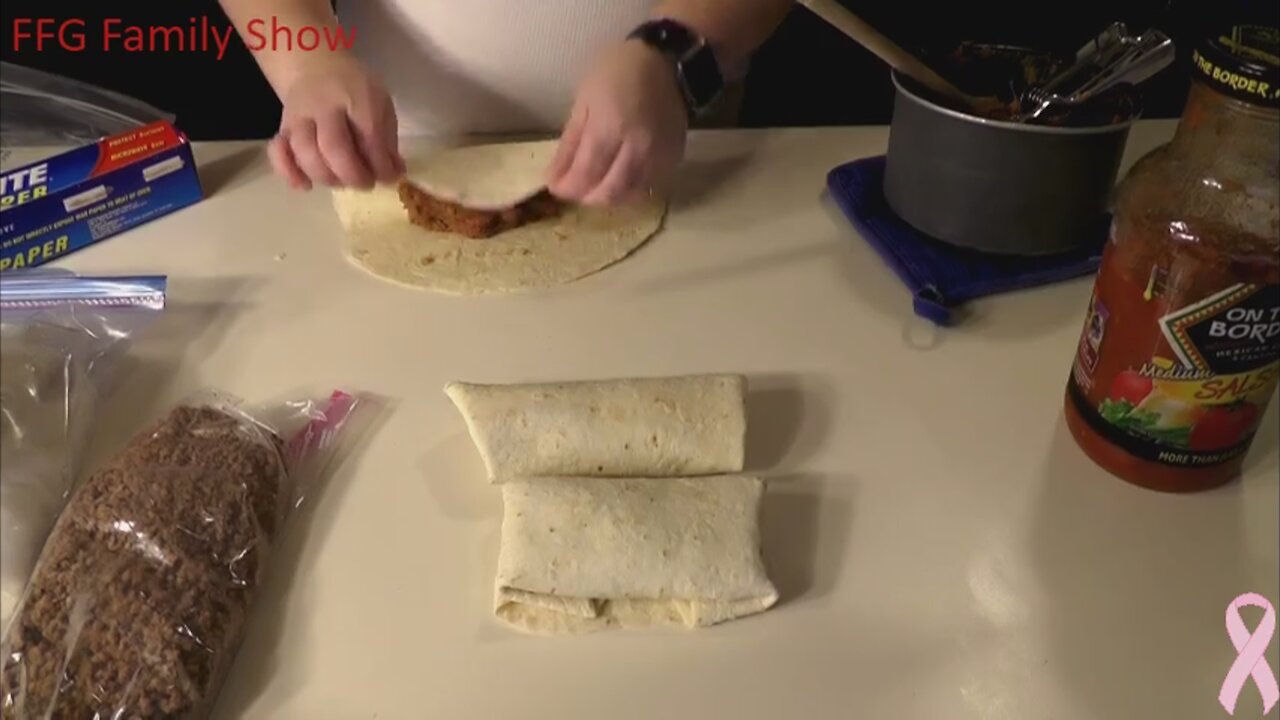 FFG Food Makin Burritos