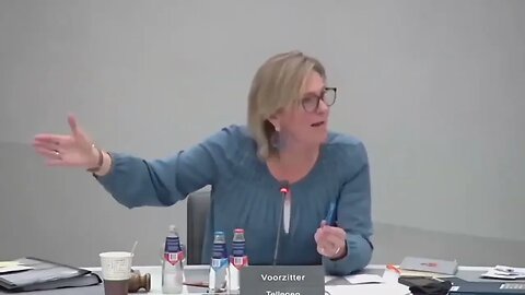 Hier hebben onze DUUR betaalde politici over WIT of BLANK!