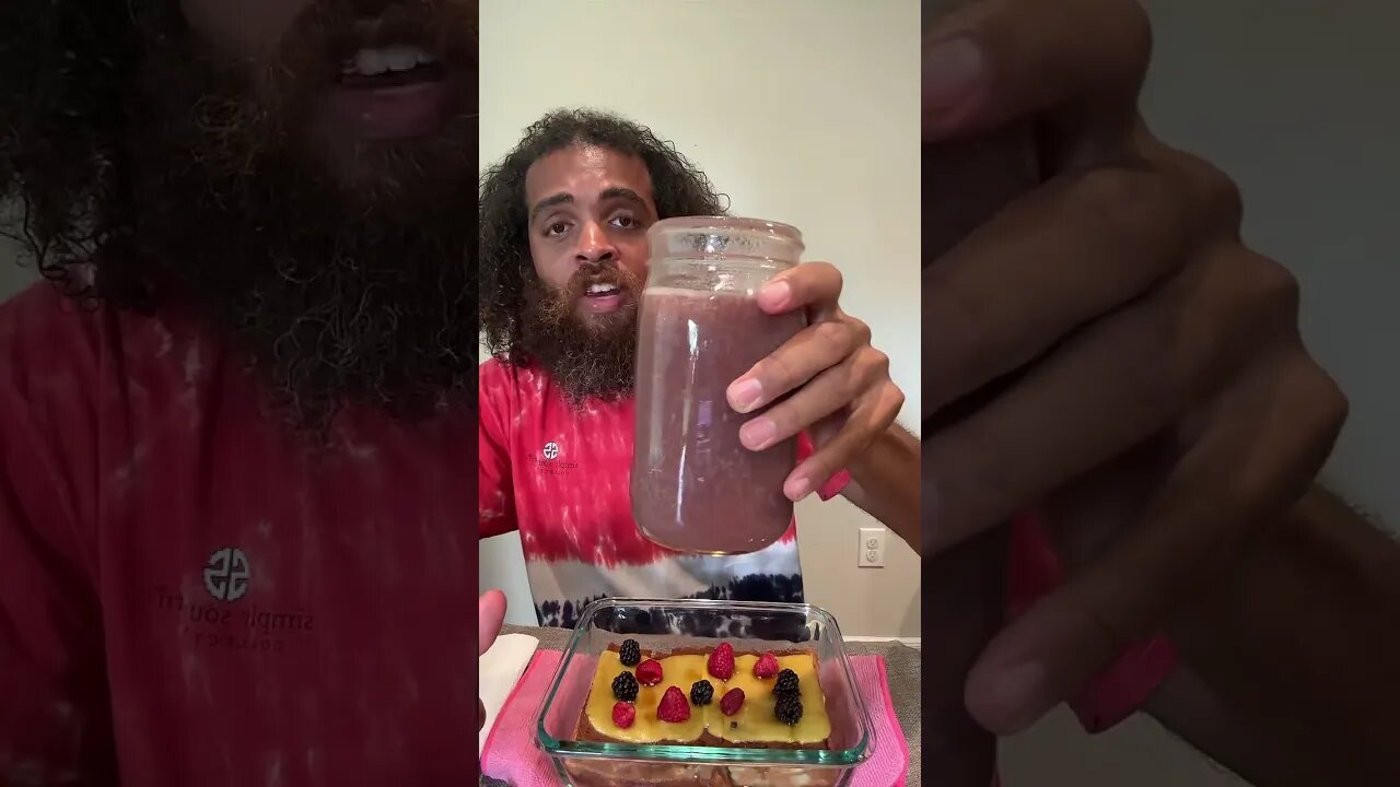 Cheesy Berry Waffles with Rock Mercury live on tiktok