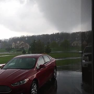 Tornado Spotted in Hubertus, Wisconsin