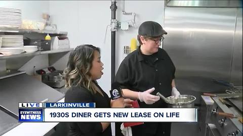 Peek inside the kitchen at the (old) new Swan Street Diner