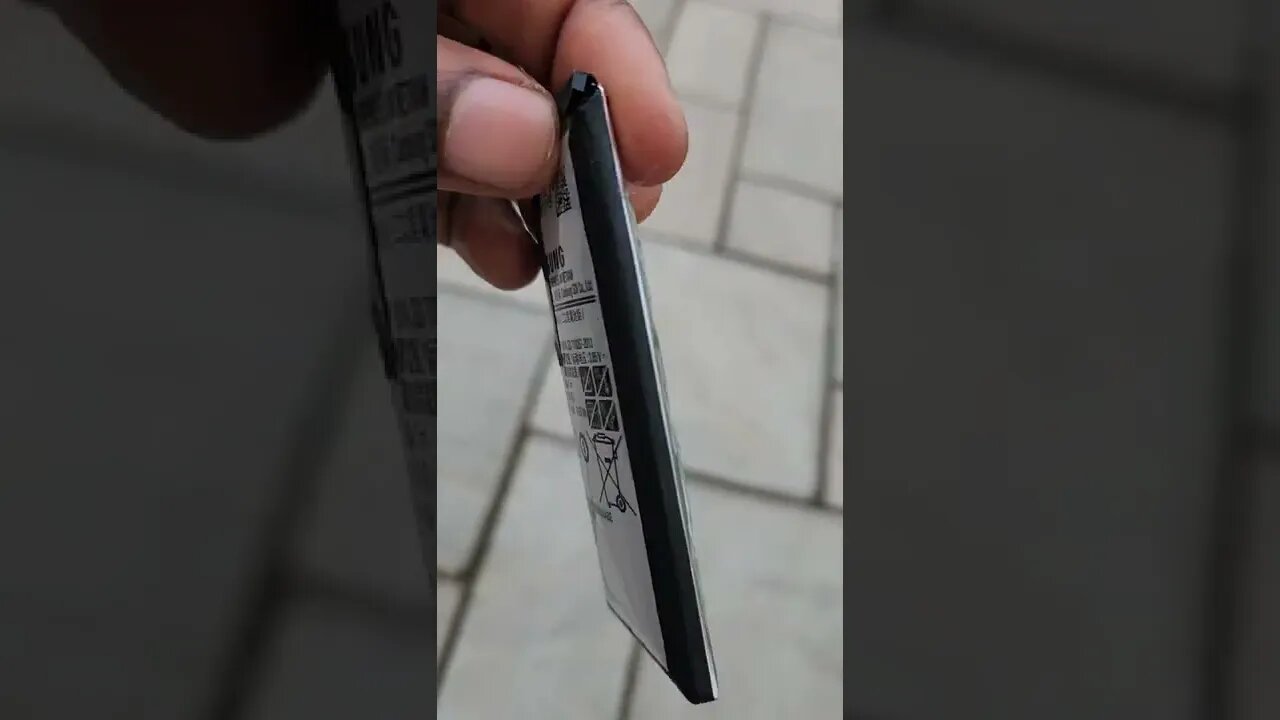 Swollen Samsung Galaxy S7 Battery