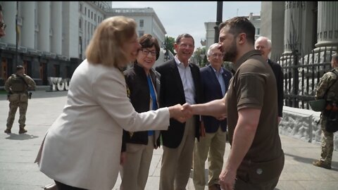 Mitch McConnell & GOP Senators Visit Ukraine