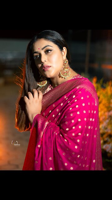 Keep calm and stay happy 🩷shamnakasim #dheepremierleague #lovemyjob 🧿