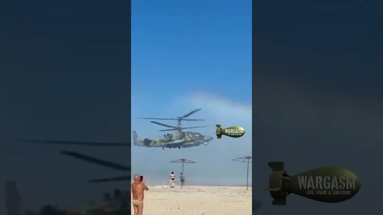 Ka-52 'Alligator' dusts beachgoers at Berdyansk beach