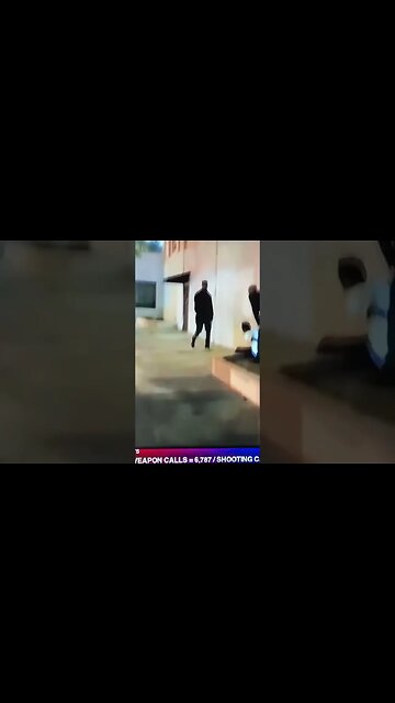 Handcuffed Guy Runs Away From Security