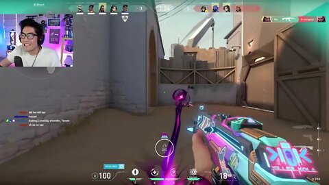Enemy Reyna peaking with NO eyeball out