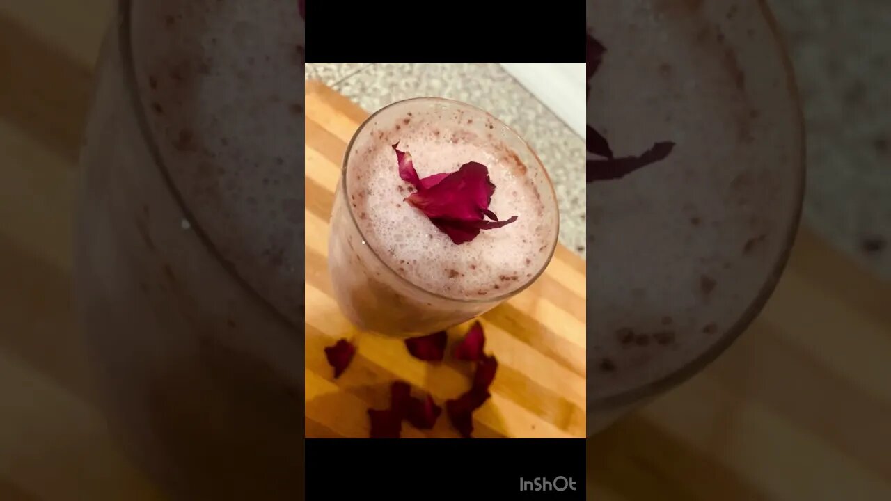 Smesha strawberry smoothie #viral#foryou#fullrecipe #fyo#likesharesubscribecoment #🍓😋😋🥤🥤