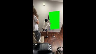 TV Break | Green Screen