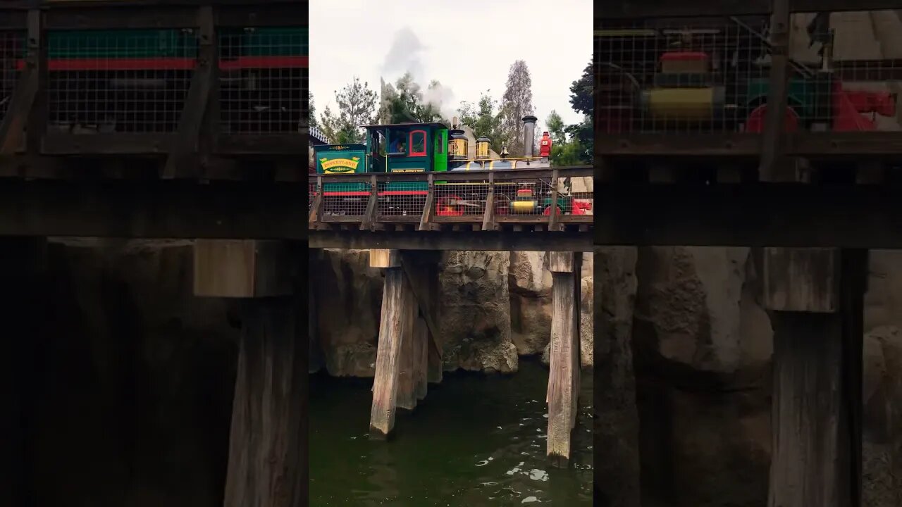 Watching the steam train from the Mark Twain #disneyland #steamtrain #frontierland #riversofamerica