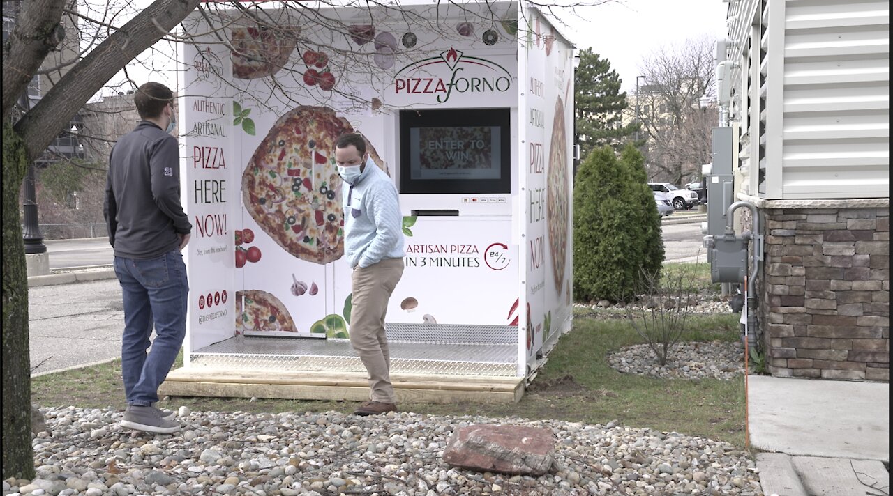 Fresh pizza coming to a vending machine near you