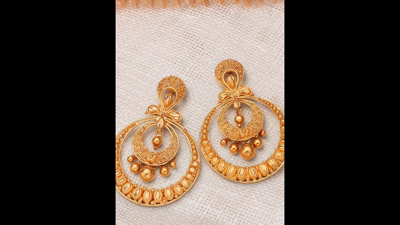 gold chandbali design #