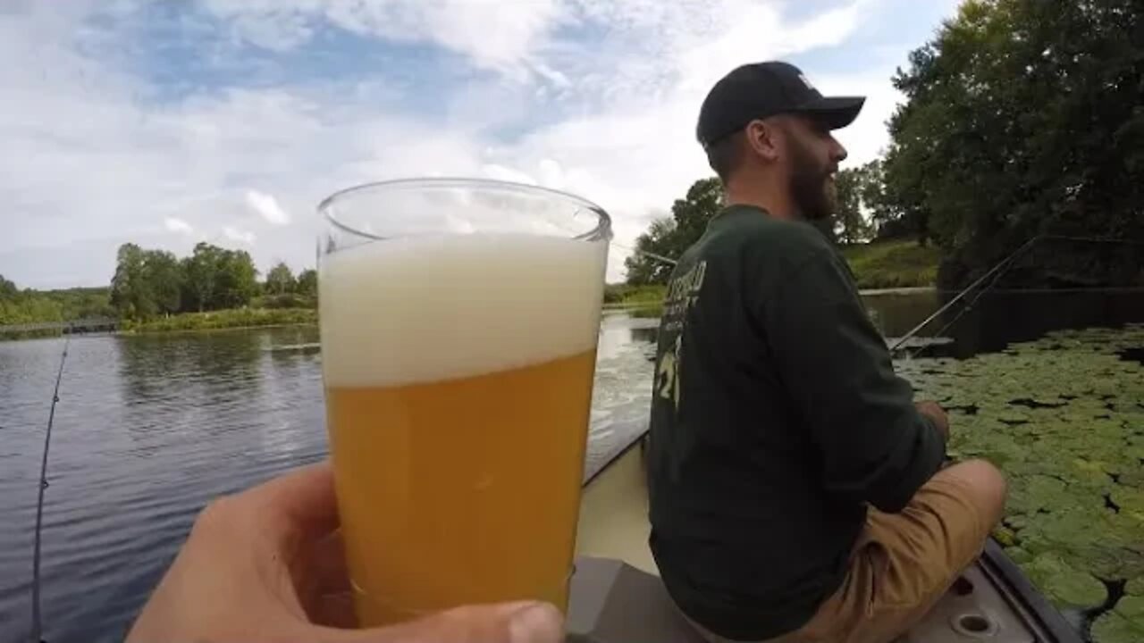 Homebrews while catching fish | Bass and Beers: Episode 8