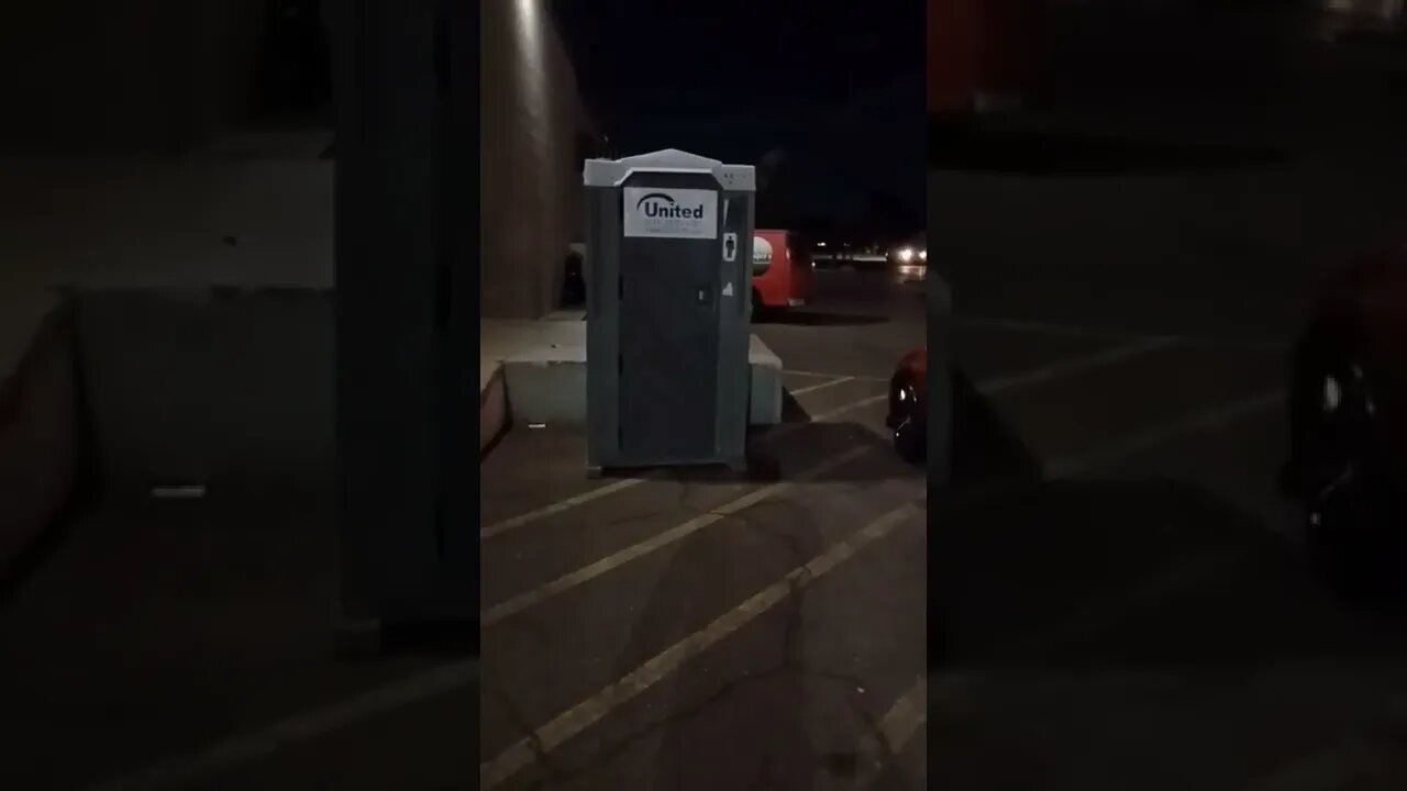 Lyft & Uber PORTA POTTY!! 🚽 We need these, please! 😂🤣 🚽