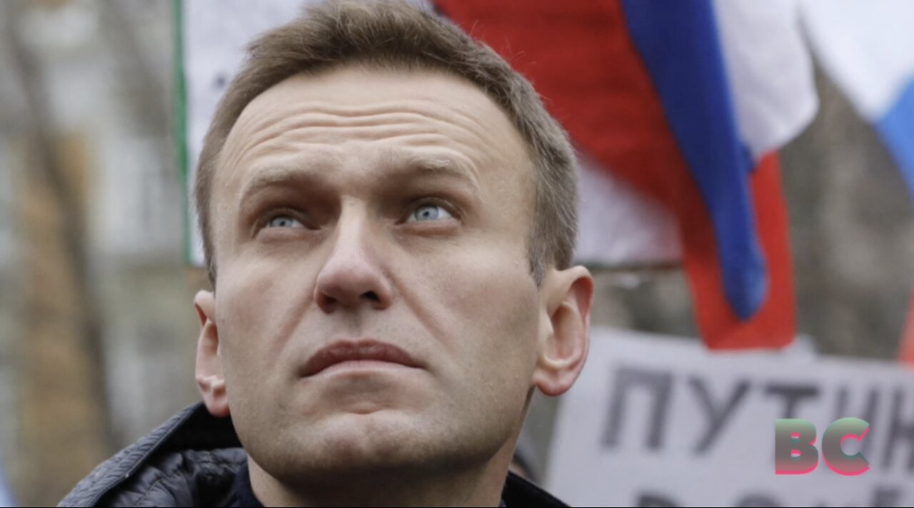 Russian authorities hand over Alexei Navalny’s body to his mother