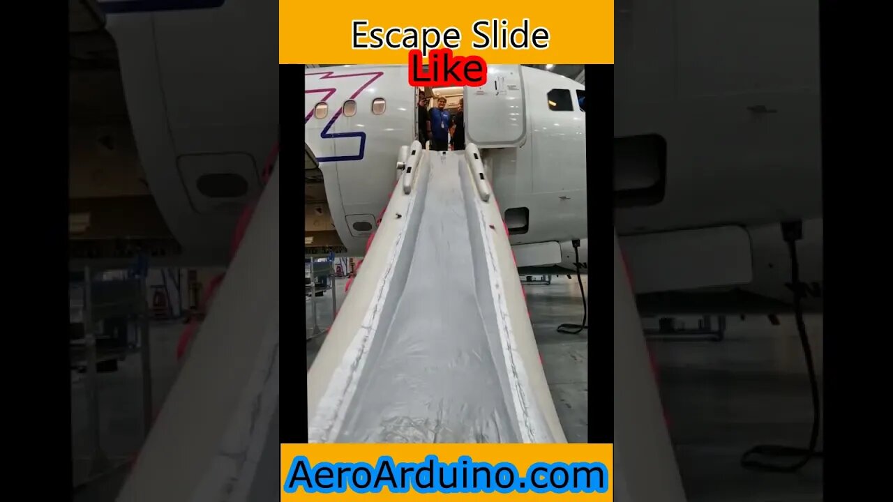 WizzAir Emergency Escape Slide #Flying #Aviation #AeroArduino