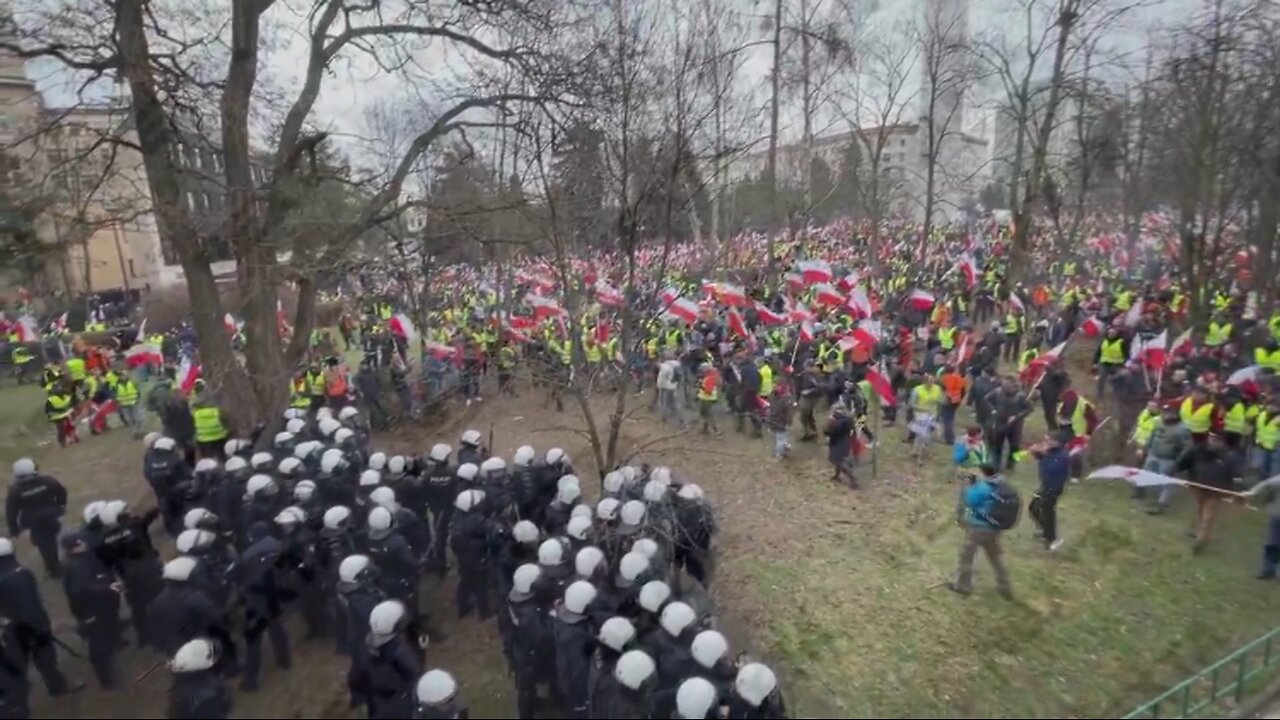 Globalists vs farmers and the Illuminati vs the people in Poland 🇵🇱