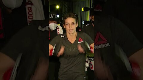 Mackenzie 'The Submission Specialist' Dern