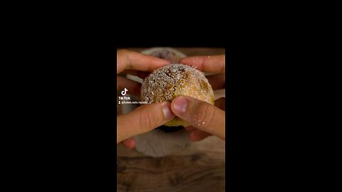 Buns Filled with the viral Dubai Chocolate