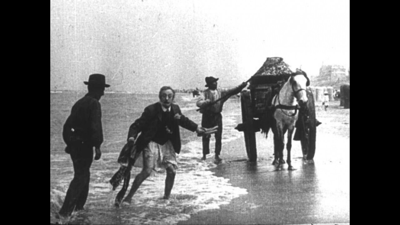 The Misadventure of a French Gentleman Without Pants at the Zandvoort Beach -- Directed By Willy Mullens -- Full Movie
