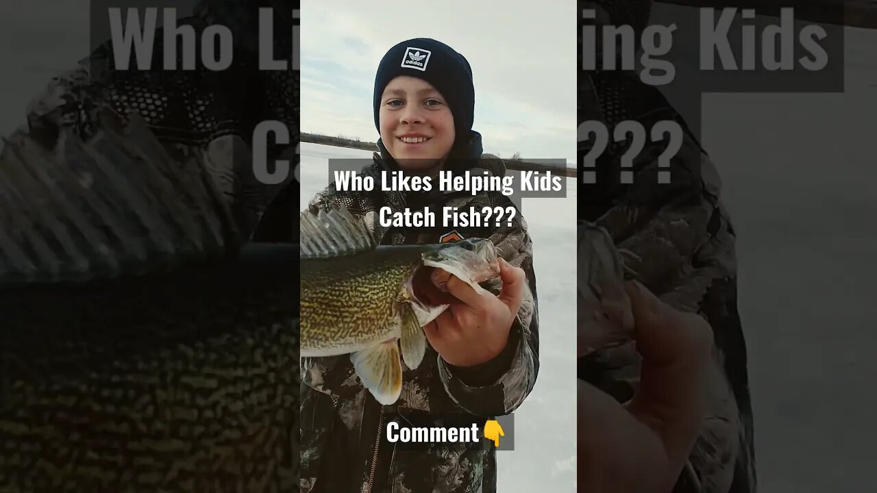 Helping kids catch fish #shorts #icefishing #fishing #walleye #youthfishing #kidsfishing