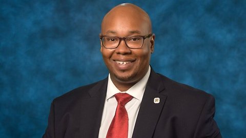 School board selects new superintendent