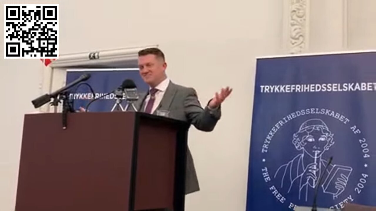 Tommy Robinson Receiving the Free Speech Award
