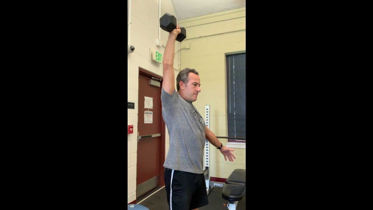 Single arm overhead press