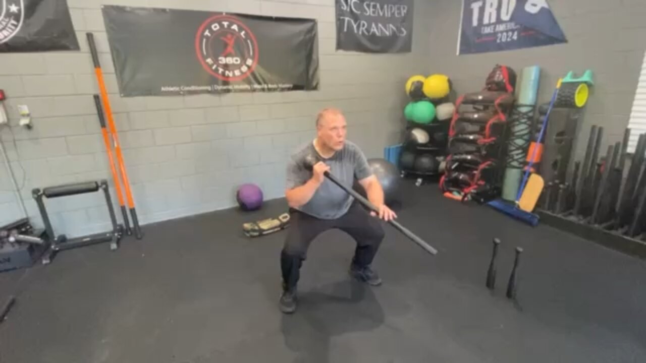 Macebell Squat & Shoulder Toss. (2 Hand)