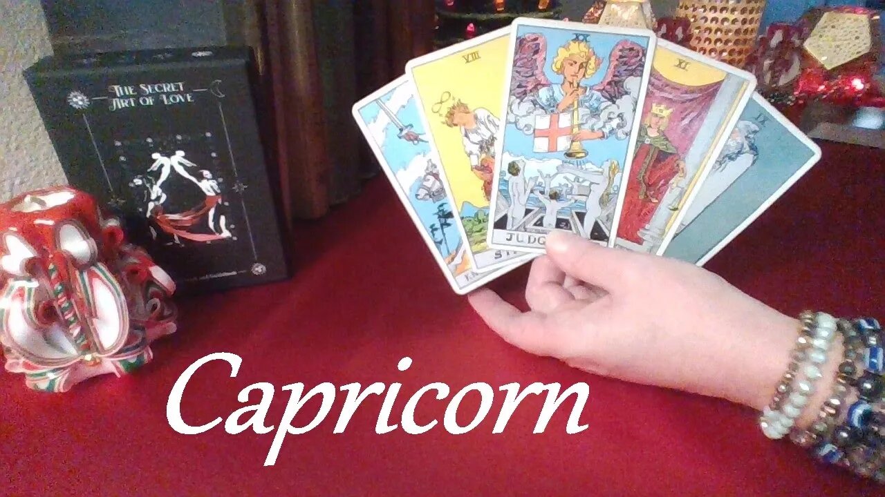 Capricorn ❤️💋💔 THEY ARE WAITING IN THE SHADOWS Capricorn! Love, Lust or Loss December 2022 #Tarot