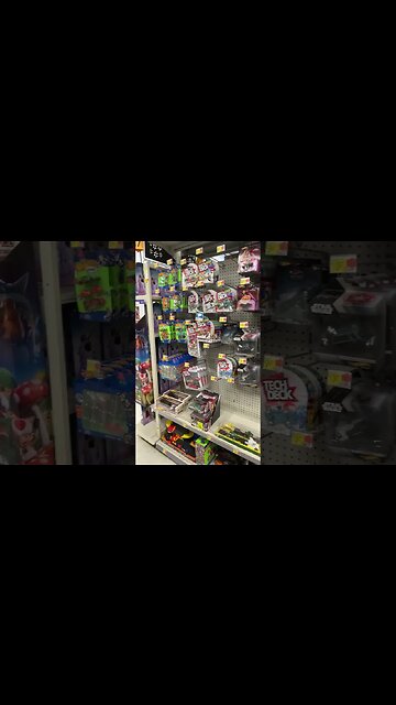 CHASE FOUND!! 🥳 Peg Hunting Hot Wheels & M2 Machines!!