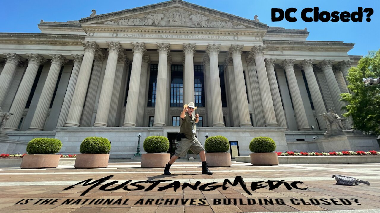 Is the national archives building open in Washington DC?