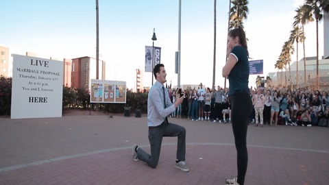 PROPOSAL! GCU student surprises his girlfriend on campus - ABC15 Digital