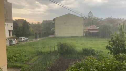 Sudden summer rain in the afternoon 🌧